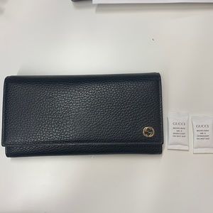 Gucci wallet